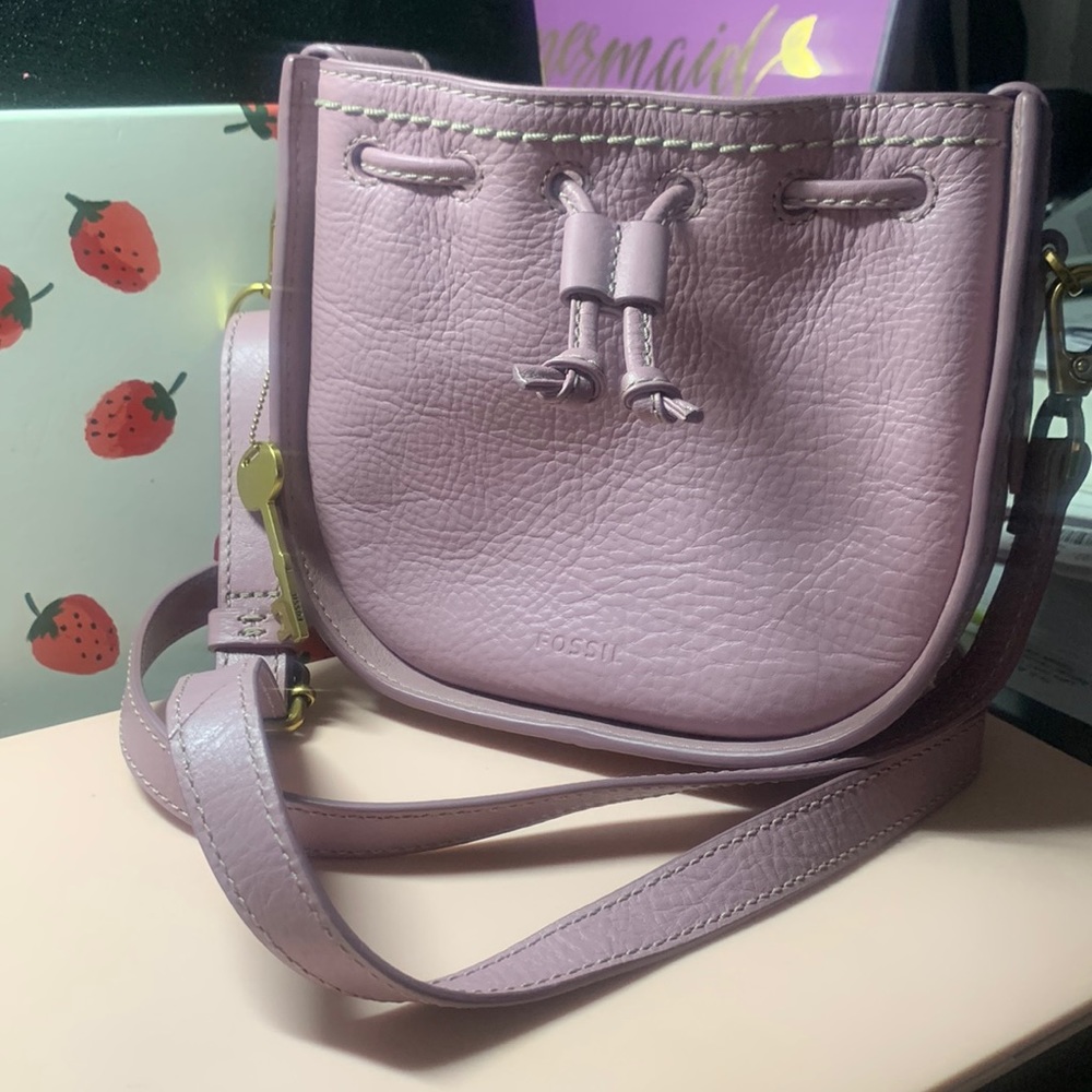 FOSSIL - Palmer Convertible Belt Bag-  Lilac color